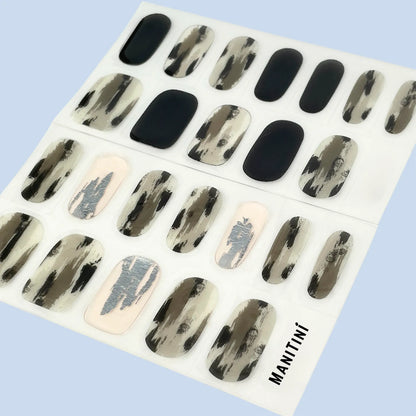 Maverick Echo - black stokes and silver shimmering art nail wraps | ManiTini 