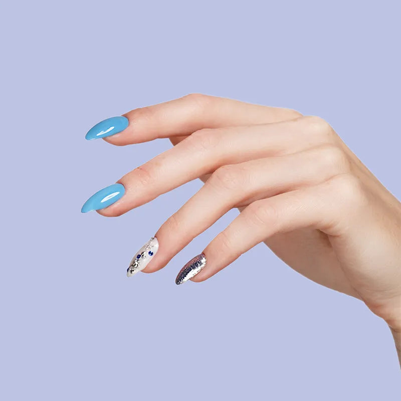 ManiTini's gel nail wraps feature delicate cuticle curves for nail protection, weightless comfort, and hair-snag-free design.