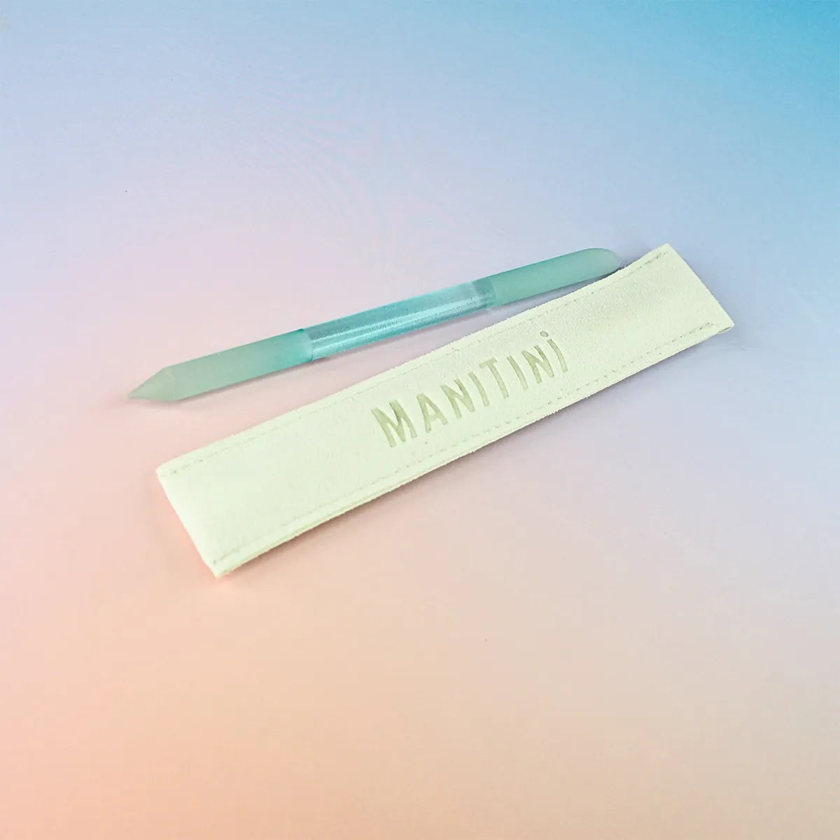 The 10cm long nail file comes with a premium fiber bag, waterproof and easy to clean.